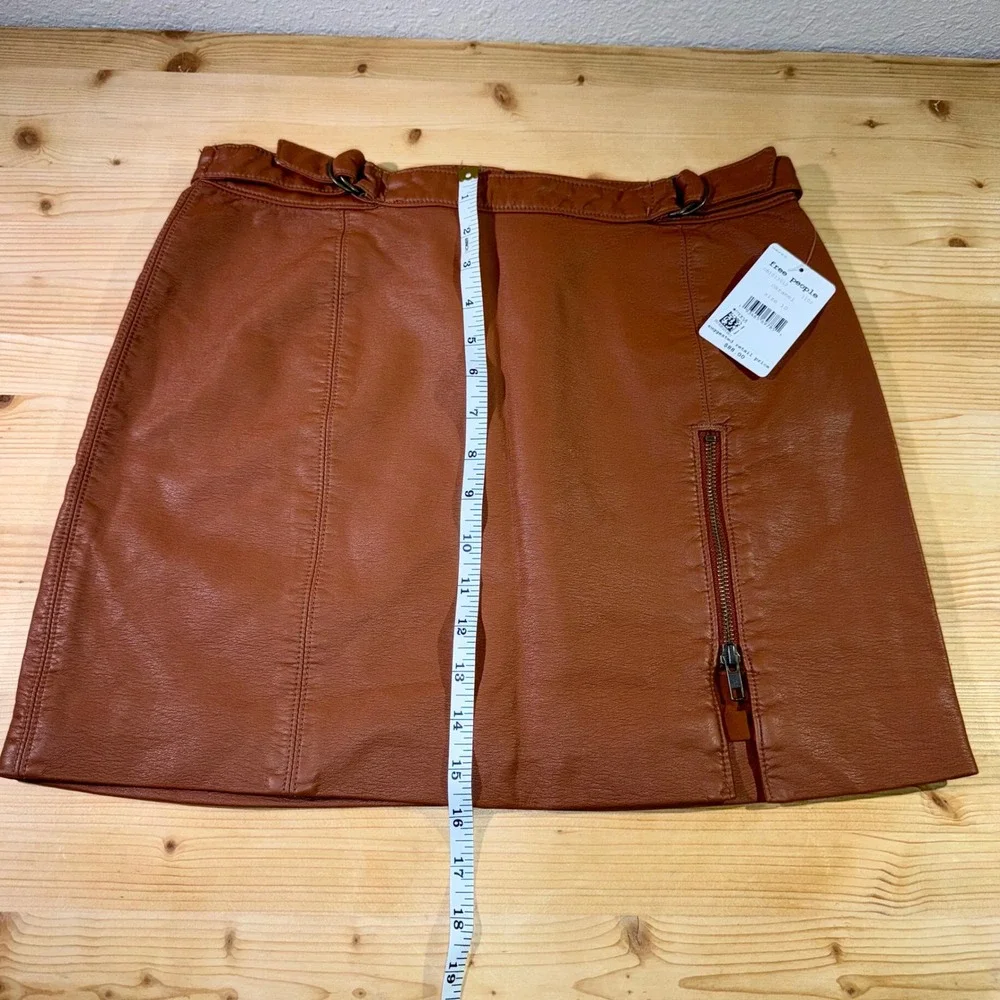Free People Vegan Leather Mini Skirt Caramel Brown Size 10 SUMMER VACATION READY
